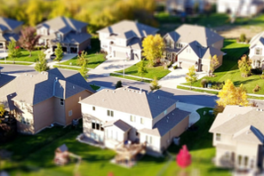 Immobilien-Exposee mit Plänen und Fotos