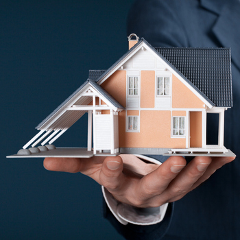 Immobilien-Exposee mit Plänen und Fotos